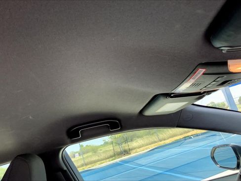 Used 2020 Toyota Corolla SE FWD image 14