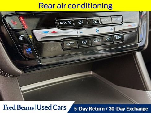 Used 2024 Ford Explorer Platinum w/ Technology Package AWD/4WD image 20