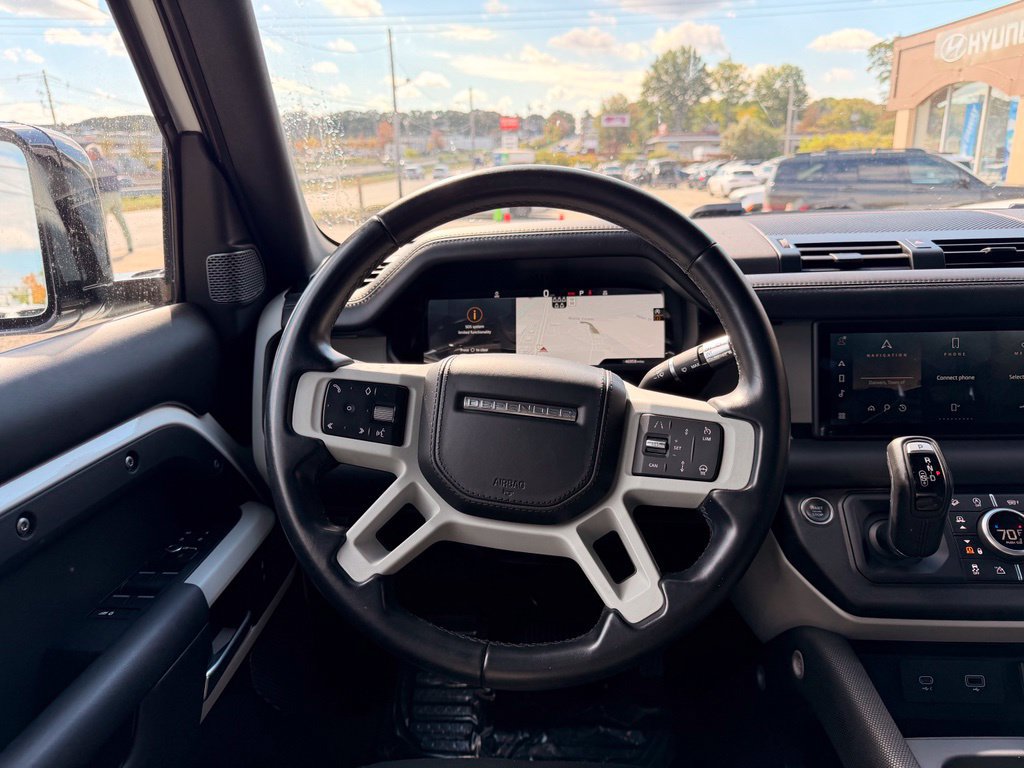 Used 2022 Land Rover Defender 110 X-Dynamic HSE AWD/4WD image 11
