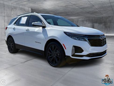 Certified 2022 Chevrolet Equinox RS w/ Infotainment Package image 7