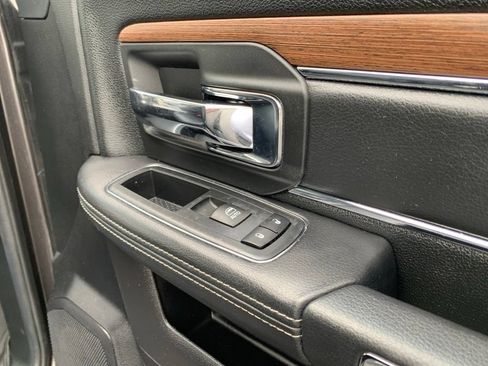 Used 2017 RAM 2500 Laramie w/ Sport Appearance Group AWD/4WD image 39