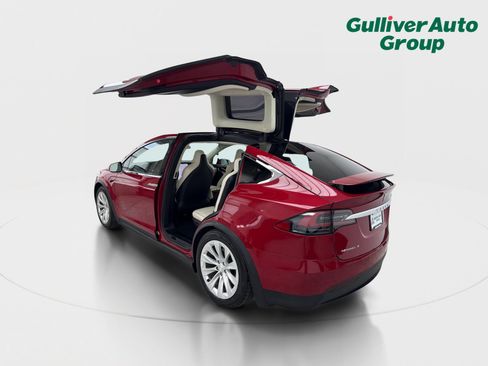 Used 2018 Tesla Model X 100D AWD/4WD image 18