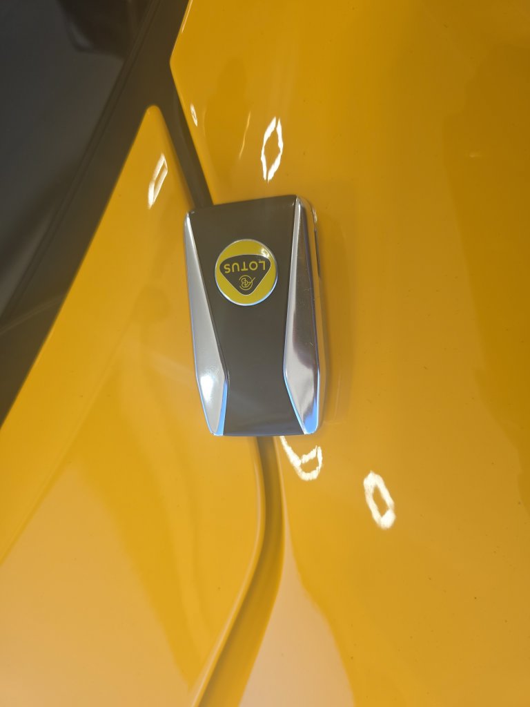 Used 2025 Lotus Emira RWD image 21