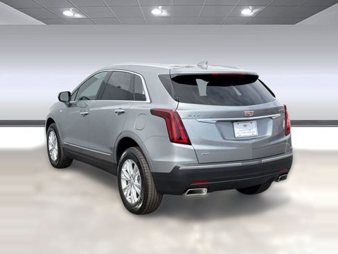 New 2026 Cadillac XT5 Luxury w/ LPO, Floor Liner Package AWD/4WD image 3