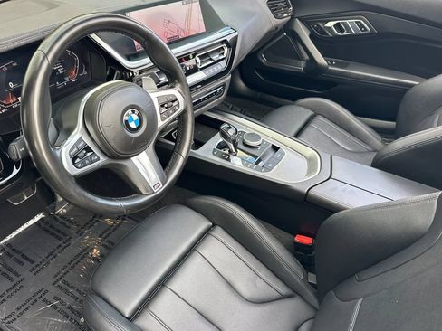 Used 2019 BMW Z4 sDrive30i w/ M Sport Package RWD image 10