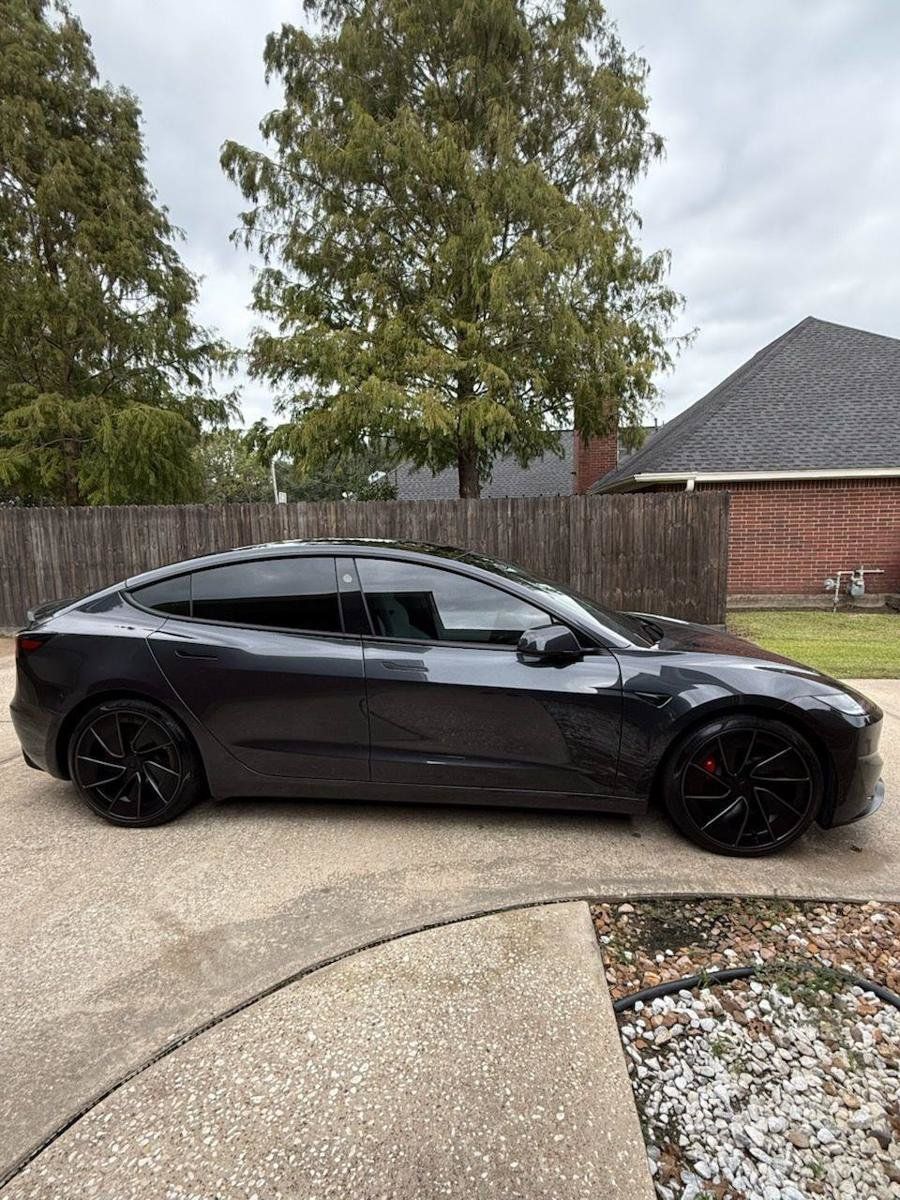 Used 2024 Tesla Model 3 Performance AWD/4WD image 3