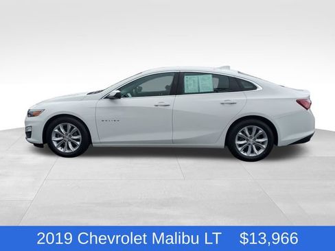 Used 2019 Chevrolet Malibu LT w/ Driver Confidence Package II FWD image 2