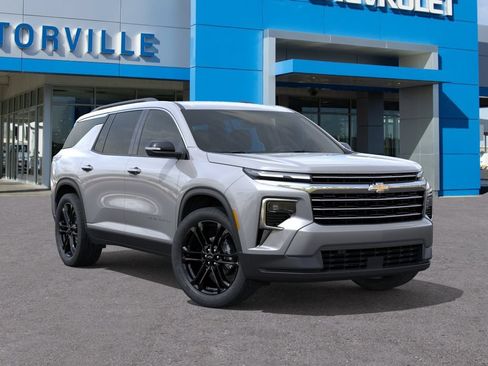 New 2026 Chevrolet Traverse LT FWD image 7