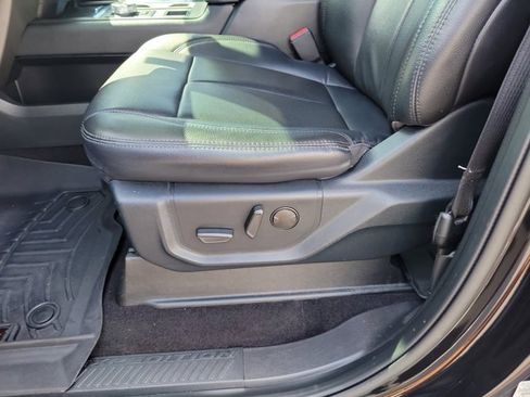 Used 2021 Ford Expedition XLT image 22