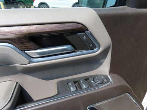 Used 2023 Chevrolet Silverado 1500 LT w/ Protection Package image 14