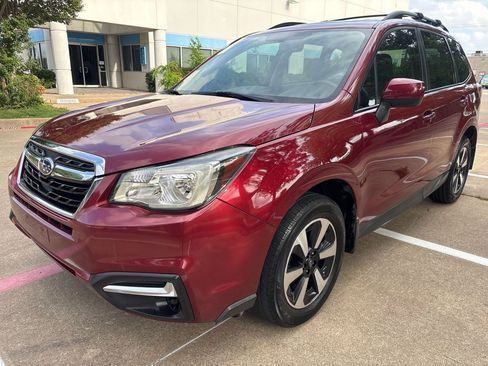 Used 2017 Subaru Forester 2.5i Premium w/ Rugged Package #1 AWD/4WD image 4