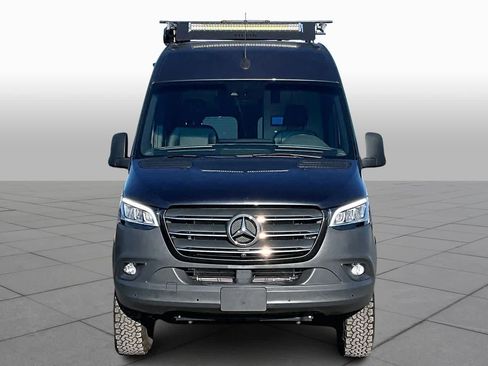 Used 2020 Mercedes-Benz Sprinter 2500 image 3