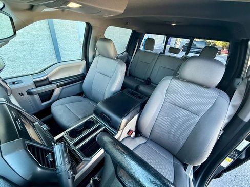 Used 2016 Ford F150 XLT w/ Equipment Group 302A Luxury image 11