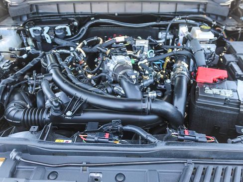 Used 2023 Ford Bronco Wildtrak image 27