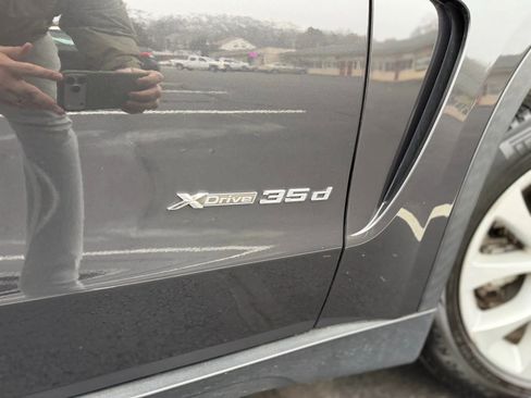 Used 2016 BMW X5 xDrive35d image 6