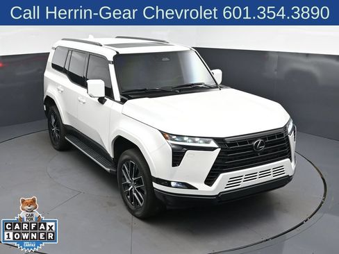 Used 2024 Lexus GX 550 w/ Accessory Package (Z1) AWD/4WD image 1