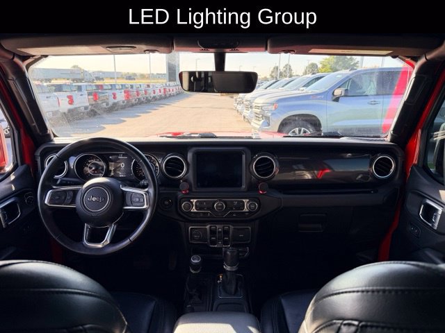 Used 2022 Jeep Wrangler Unlimited Sahara AWD/4WD image 7