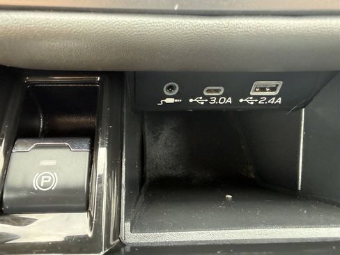 Used 2025 Subaru Outback Onyx Edition w/ Popular Package #2 AWD/4WD image 33