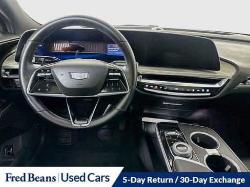 Used 2024 Cadillac Lyriq Luxury AWD/4WD image 28