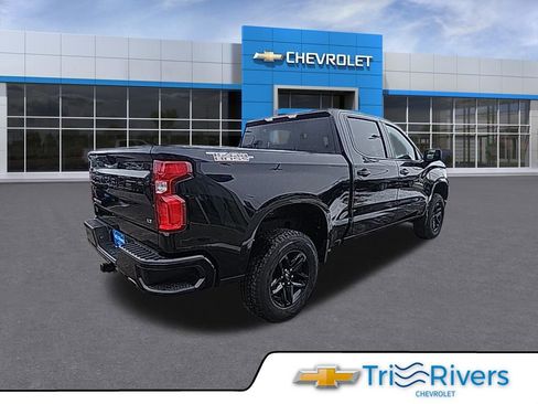 Used 2024 Chevrolet Silverado 1500 LT Trail Boss AWD/4WD image 5