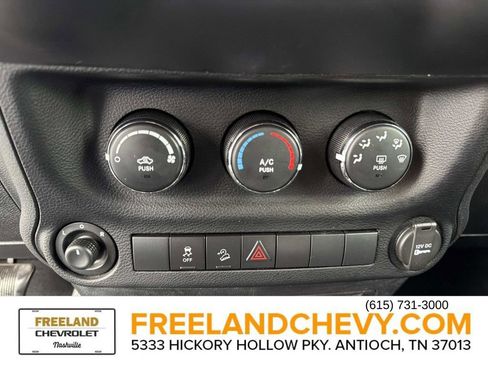 Used 2012 Jeep Wrangler Unlimited Sport image 33