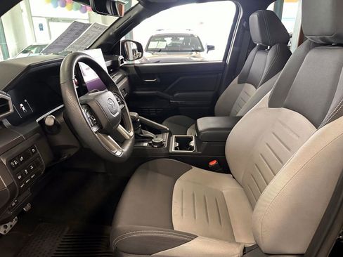 Certified 2025 Toyota Tacoma TRD Sport w/ TRD Sport Upgrade Package AWD/4WD image 12