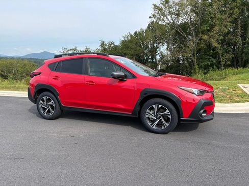 Certified 2024 Subaru Crosstrek 2.0i Premium AWD/4WD image 7