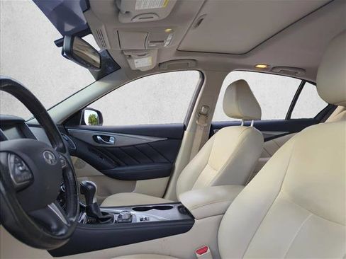 Used 2015 INFINITI Q50 Premium w/ Navigation Package image 16