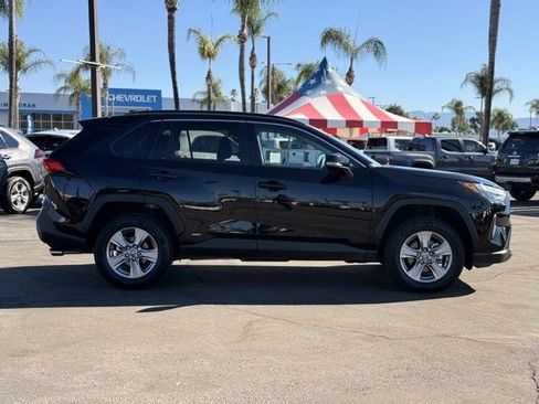 Used 2025 Toyota RAV4 XLE image 4