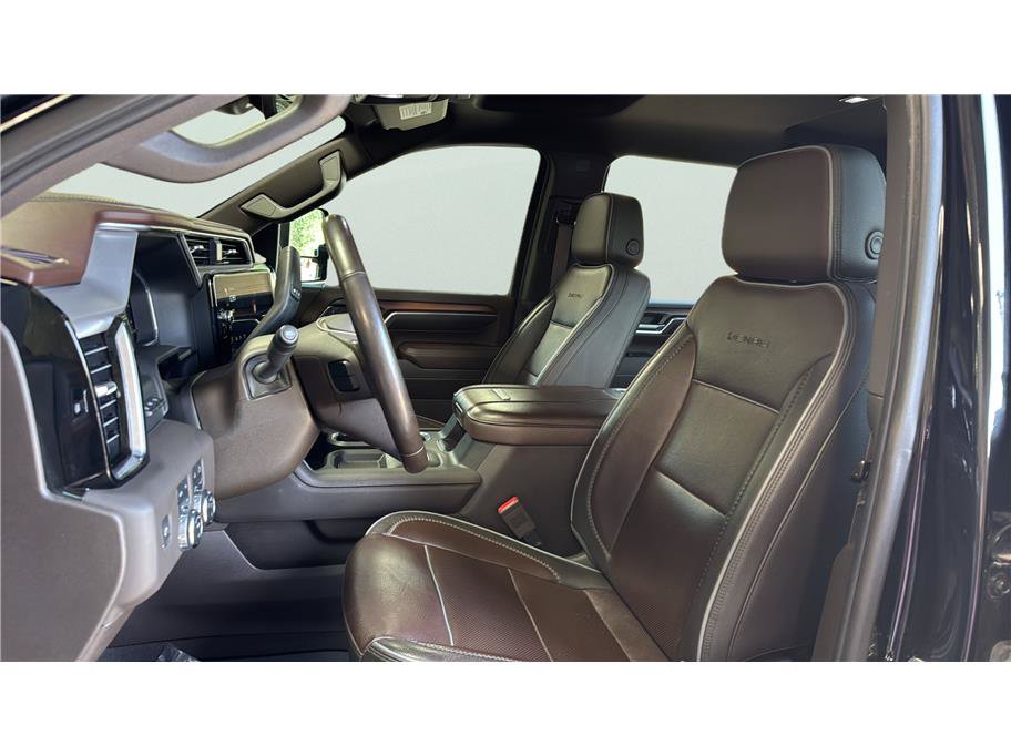 Used 2024 GMC Sierra 2500 Denali w/ Technology Package AWD/4WD image 17