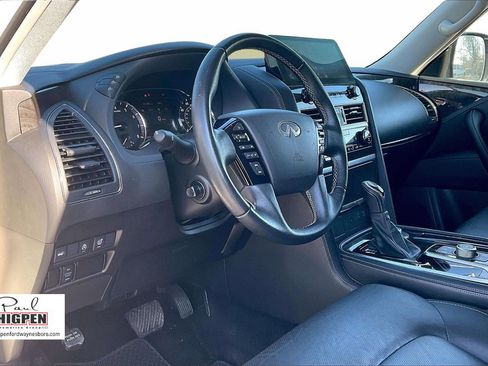 Used 2024 INFINITI QX80 Luxe image 13