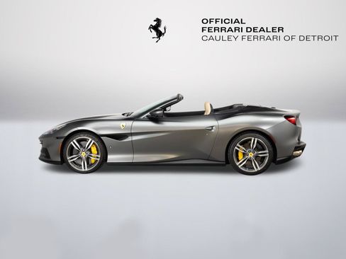Certified 2023 Ferrari Portofino M RWD image 5