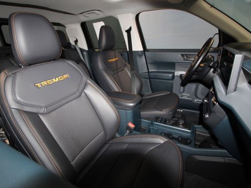 New 2026 Ford Maverick Tremor AWD/4WD image 19