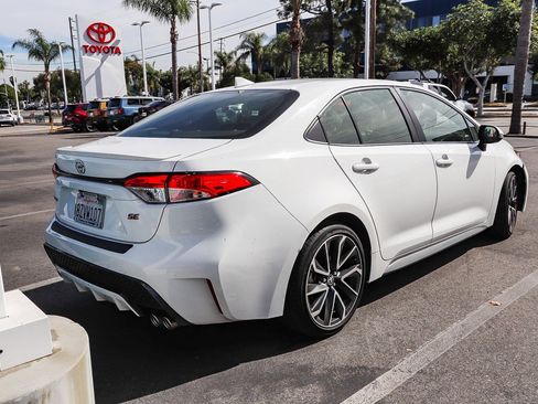 Used 2022 Toyota Corolla SE image 8