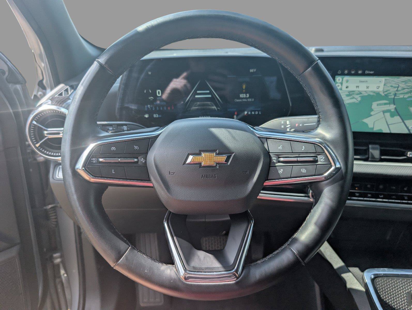 Used 2025 Chevrolet Equinox LT w/ Convenience Package II FWD image 22