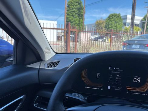 Used 2025 Kia K4 FWD image 35