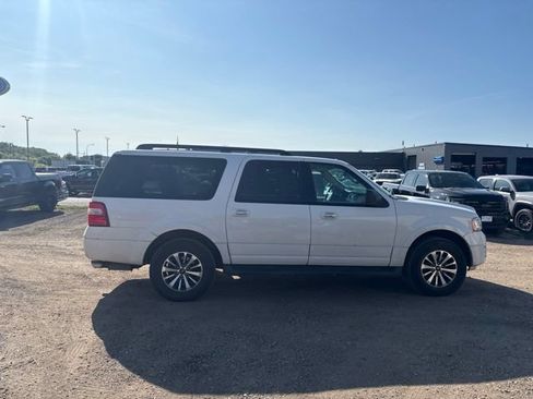 Used 2017 Ford Expedition EL XLT w/ Equipment Group 201A AWD/4WD image 10