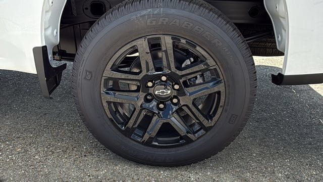 New 2026 Chevrolet Silverado 1500 RST AWD/4WD image 6