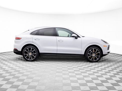 Certified 2023 Porsche Cayenne S image 7