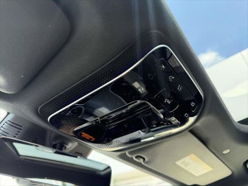 Used 2023 Mercedes-Benz GLC 300 4MATIC image 35