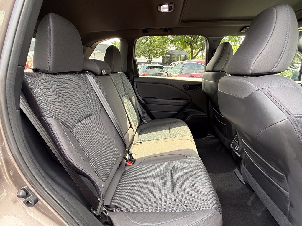 Used 2025 Subaru Forester Premium AWD/4WD image 26