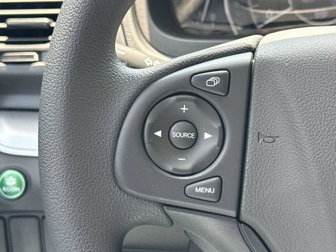 Used 2016 Honda CR-V LX image 29