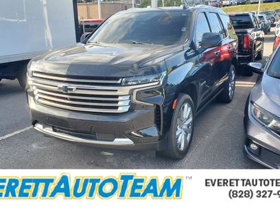 Used 2023 Chevrolet Tahoe High Country w/ Premium Package 2