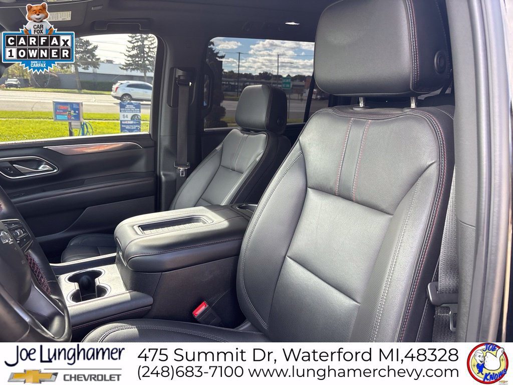 Used 2023 Chevrolet Suburban RST w/ Sport Performance Package AWD/4WD image 15