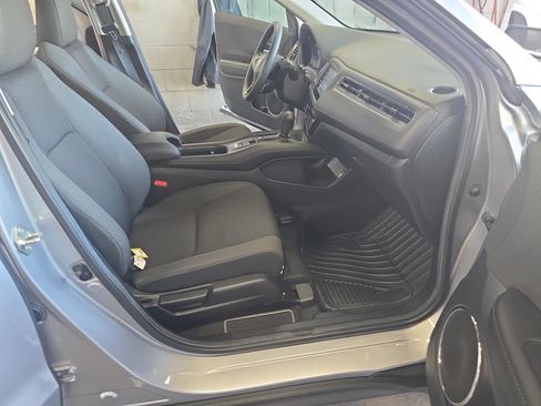 Used 2020 Honda HR-V EX image 10