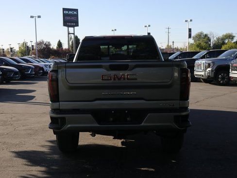 Used 2025 GMC Sierra 3500 AT4 w/ AT4 Premium Plus Package image 5