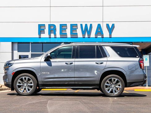 Used 2022 Chevrolet Tahoe LS w/ Driver Alert Package RWD image 2