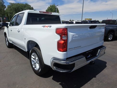 Used 2025 Chevrolet Silverado 1500 LT AWD/4WD image 9