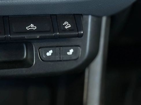 Used 2018 Chevrolet Colorado Z71 image 33