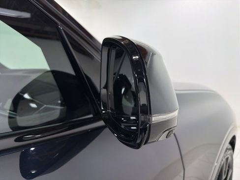 Certified 2023 BMW X7 xDrive40i w/ M Sport Package image 30